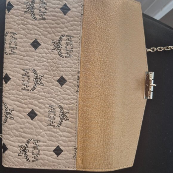 MCM Tan Chain Wallet - Picture 2 of 4